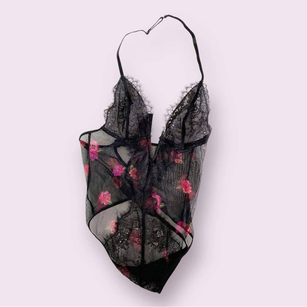 VICTORIAS SECRET black teddy with embroidered flowers - Picture 3 of 8
